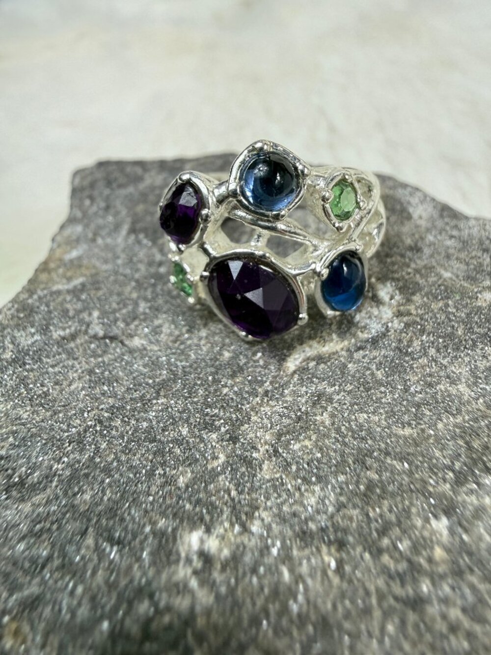 Avon Colorful Rhinestone Silver Tone Ring Size 6.5 NRT